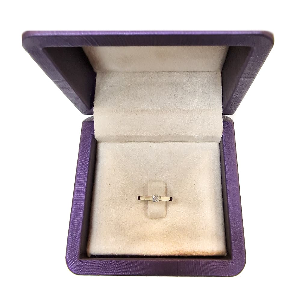 Godezhen Prasten Ot Byalo Zlato 14 K