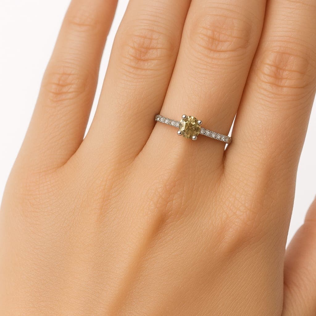 пръстен бяло злато и диаманти