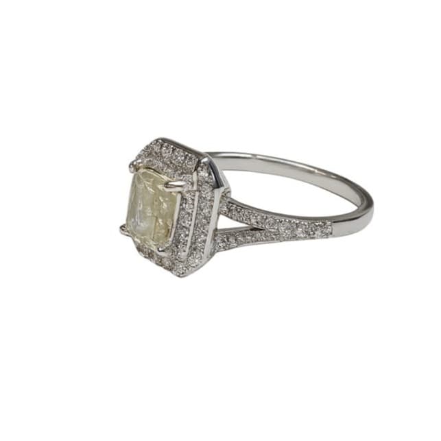 Годежен пръстен от бяло злато и жълт диамант