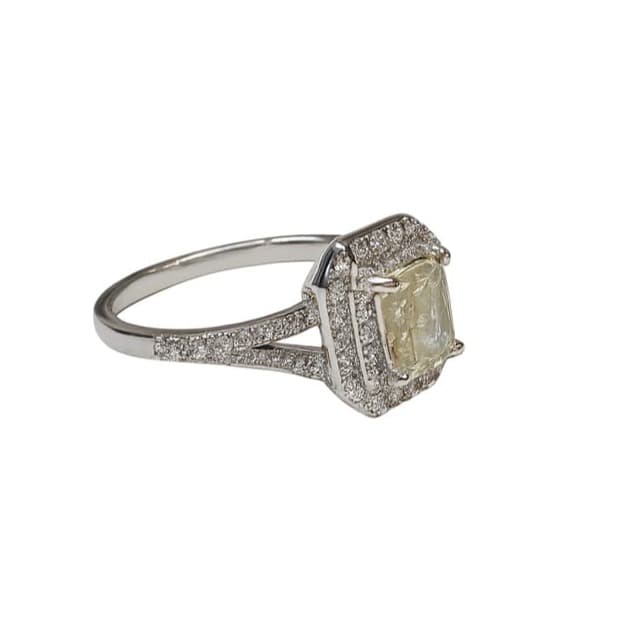 пръстен с диаманти и бяло злато 3