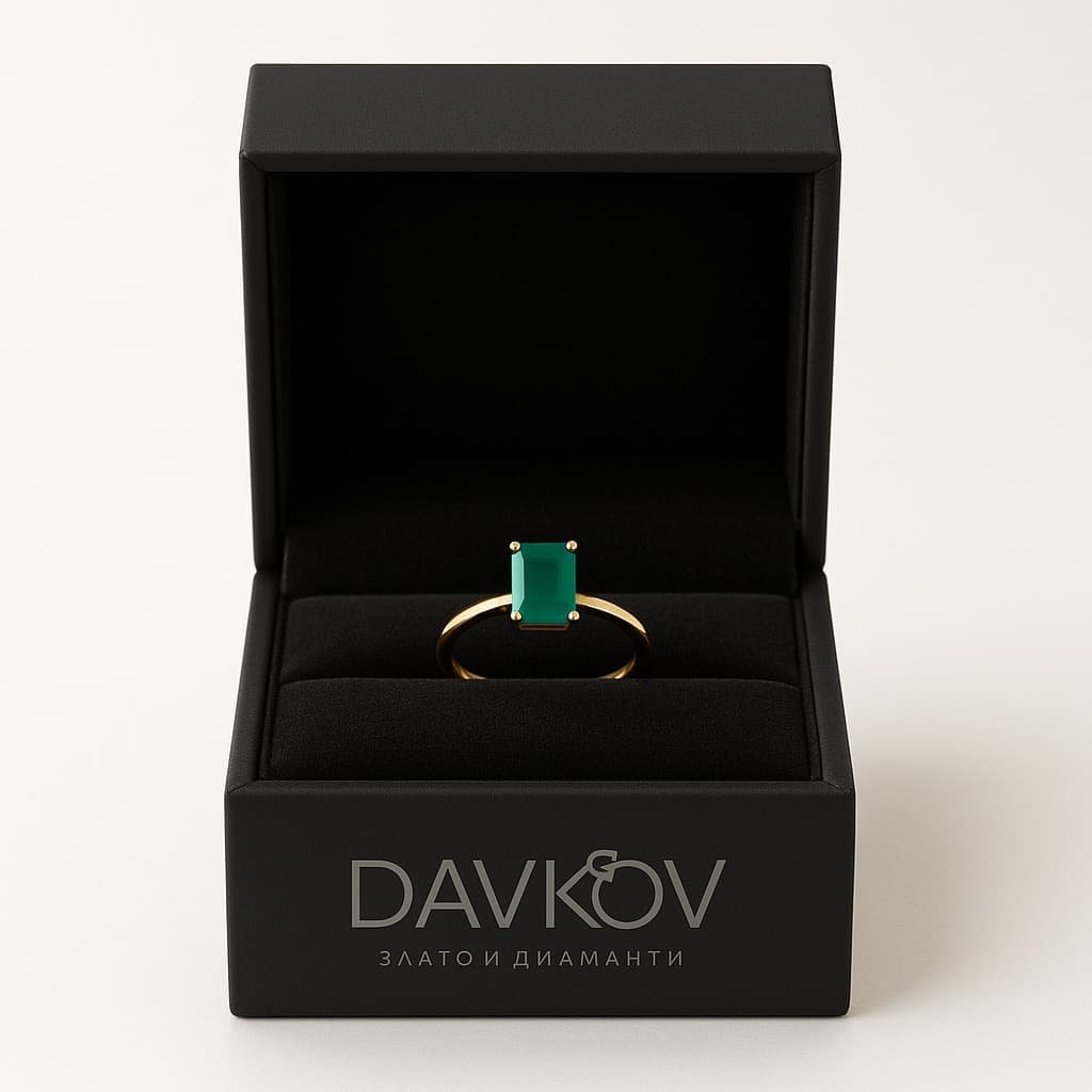 пръстен смарагд 18 к.