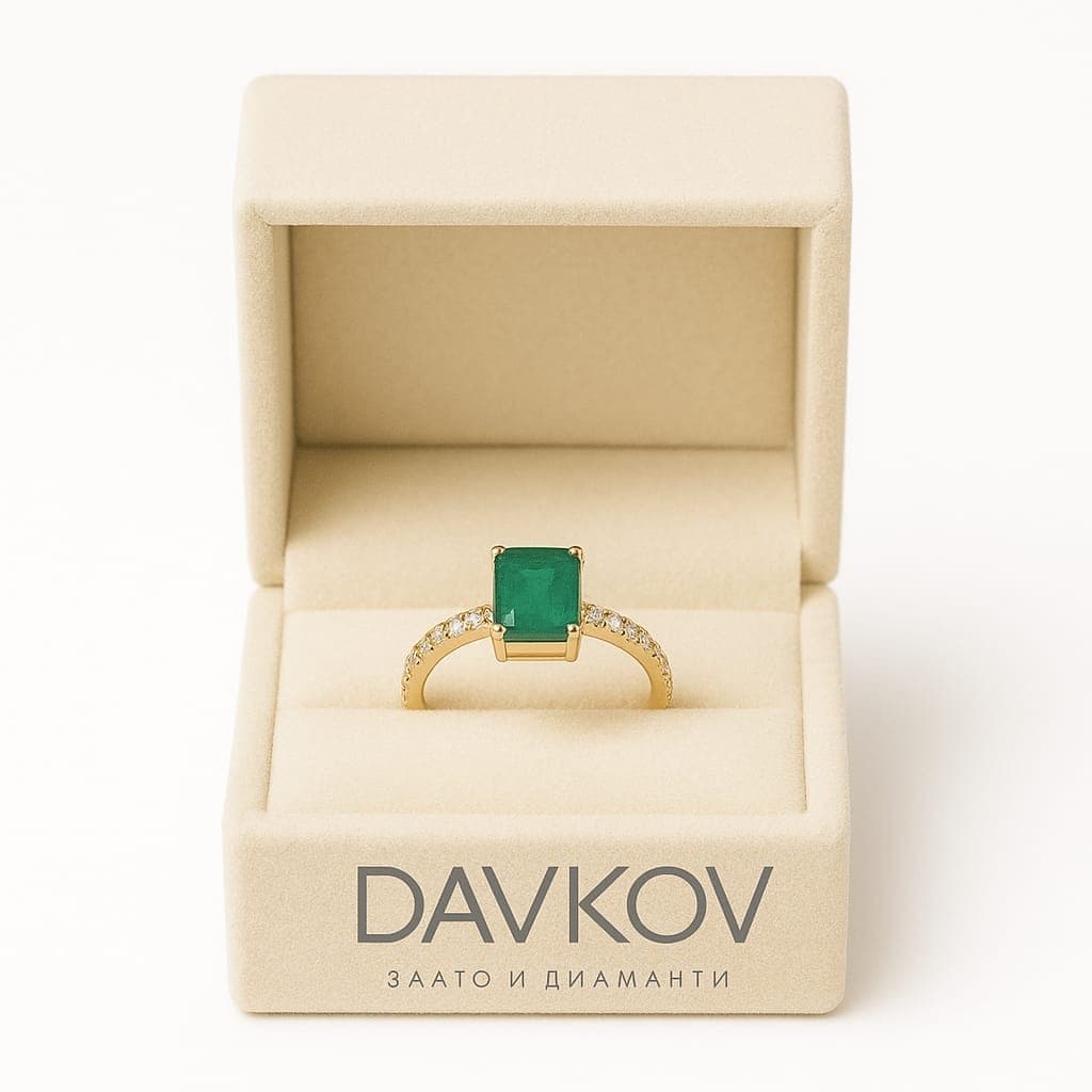 пръстен смарагд и диаманти