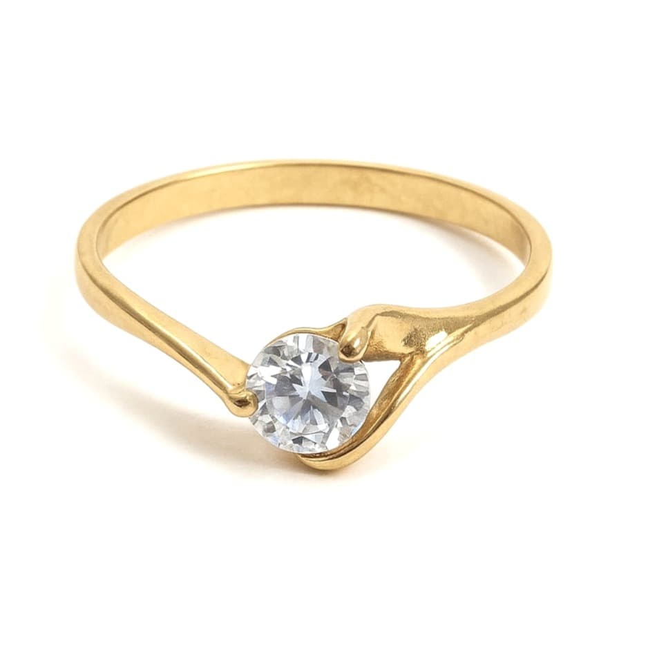 Елегантен златен пръстен с цирконий