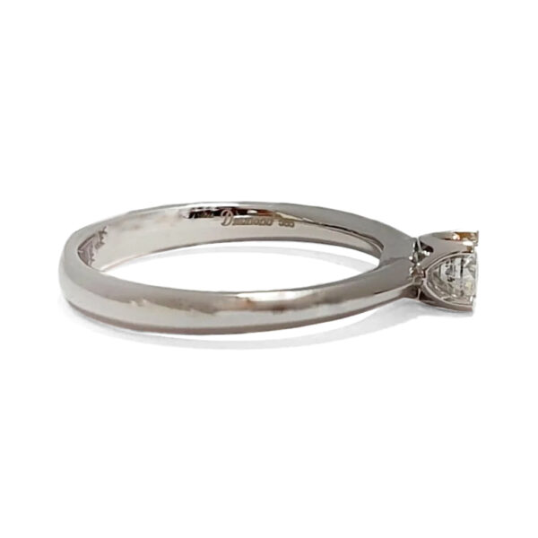 Годежен пръстен с диамант брилянт 0,20 к. от бяло злато